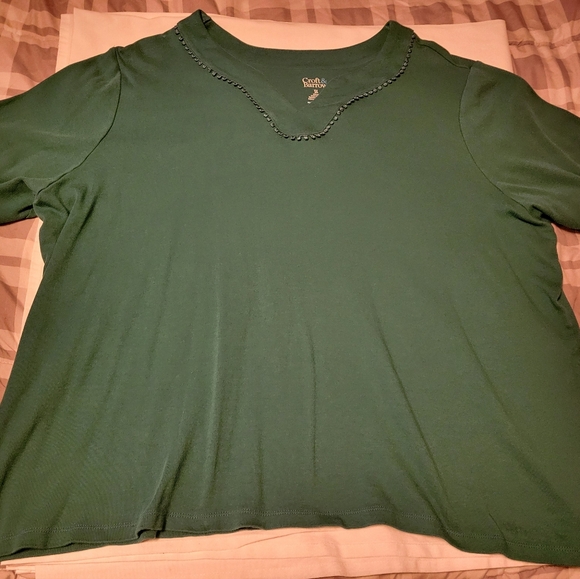 Croft & Barrow Forest Green Short Sleeve Top - Picture 2 of 2